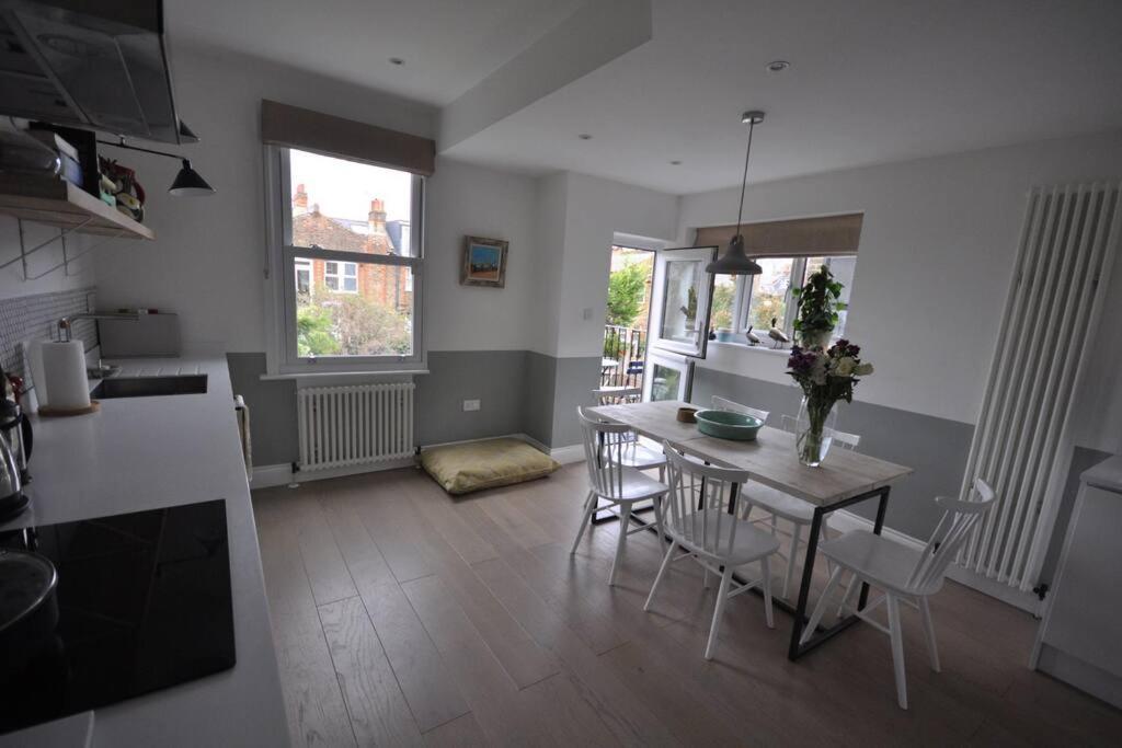 Appartamento Lovely 2-bed Maisonette With Garden Close To River In Barnes - Mortlake
